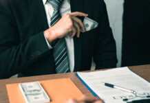 CIF – La Commission des sanctions de l’AMF vient d’infliger une amende de 2,5 millions d’euros à Carat GP et sa direction pour divers manquements à leurs obligations professionnelles.