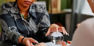 Allocation – Les équipes de Fidelity International préconisent d’élargir le spectre géographiques des zones où investir l’an prochain, aussi bien pour les actions que les obligations.