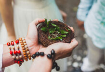 Infographie – Mirova vient de boucler la fusion-absorption de Thematics AM.