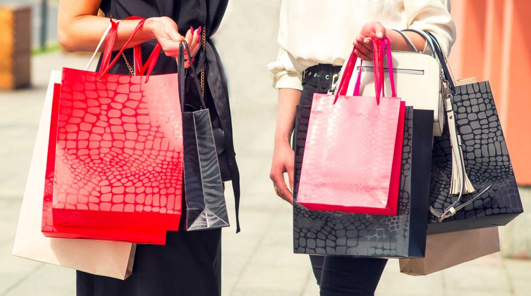 Infographies – Les 36 sociétés de gestion françaises dont les encours des fonds ouverts et des ETF européens se situent entre 1 milliard et 10 milliards d’euros ont collecté 8 milliards d’euros nets via ces produits en 2025.