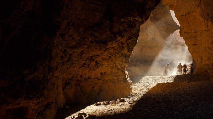 Infographies – Les valorisations sur le segment du midmarket européen alignent un quatrième trimestre consécutif de repli.