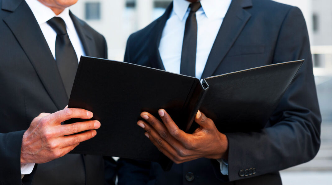 Infographies – Tikehau Capital a collecté près de 8 milliards d’euros nets en 2025. Cette performance record s’accompagne toutefois d’un recul du bénéfice net du groupe cofondé par Mathieu Chabran et Antoine Flamarion.