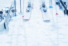 Infographies – Les frais courants, droits d’entrée et de sortie ont poursuivi leur baisse sur le marché des fonds UCITS.