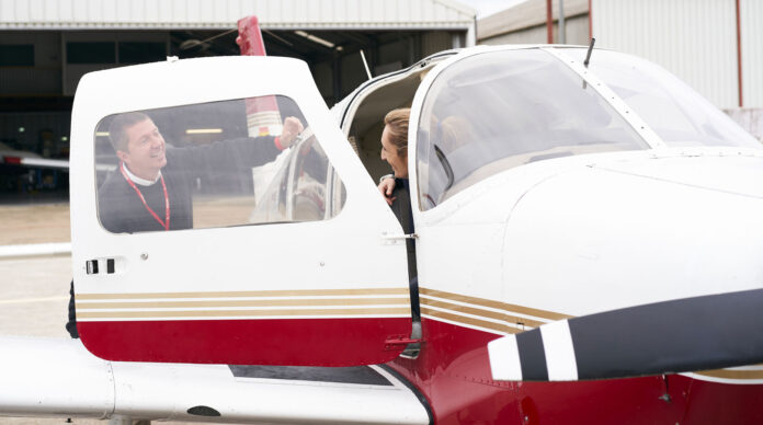 Walvis vient de décrocher son agrément pour opérer comme société de gestion auprès de l’AMF. Benjamin Boucher-Ferte, Vincent Guesdon et Olimpia Vlad sont aux manettes. Trois anciens de Ruffer, un asset manager britannique qui avait fait l’objet d’une vaste réorganisation à partir de 2023.